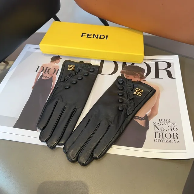 Fendi FF Logo Ruched Button Leather Gloves 7