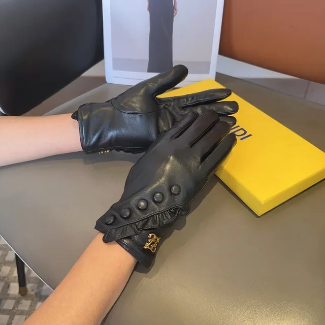 Fendi FF Logo Ruched Button Leather Gloves 8