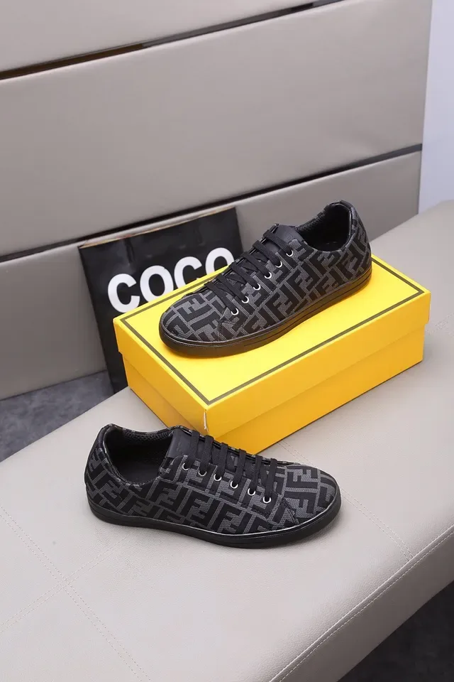 Fendi FF Monogram Sneaker Noir Gris Haut en Textile Monogramé Cupsole Lifestyle Sneakers 7