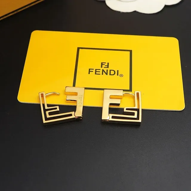 Boucles d'oreilles à créoles Fendi Forever FF Logo en métal doré 5