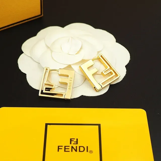 Boucles d'oreilles à créoles Fendi Forever FF Logo en métal doré 7
