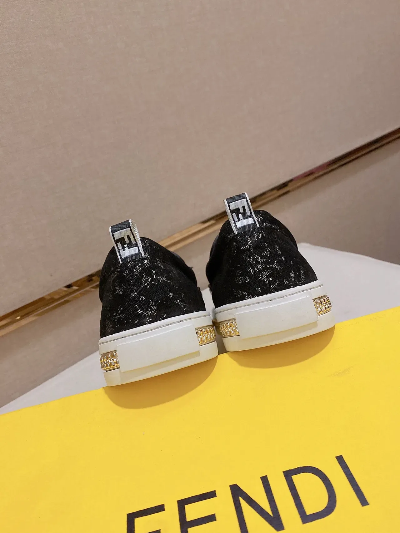 Fendi Monster Eye FF Monogram Chaussures Lifestyle Slip-On 4