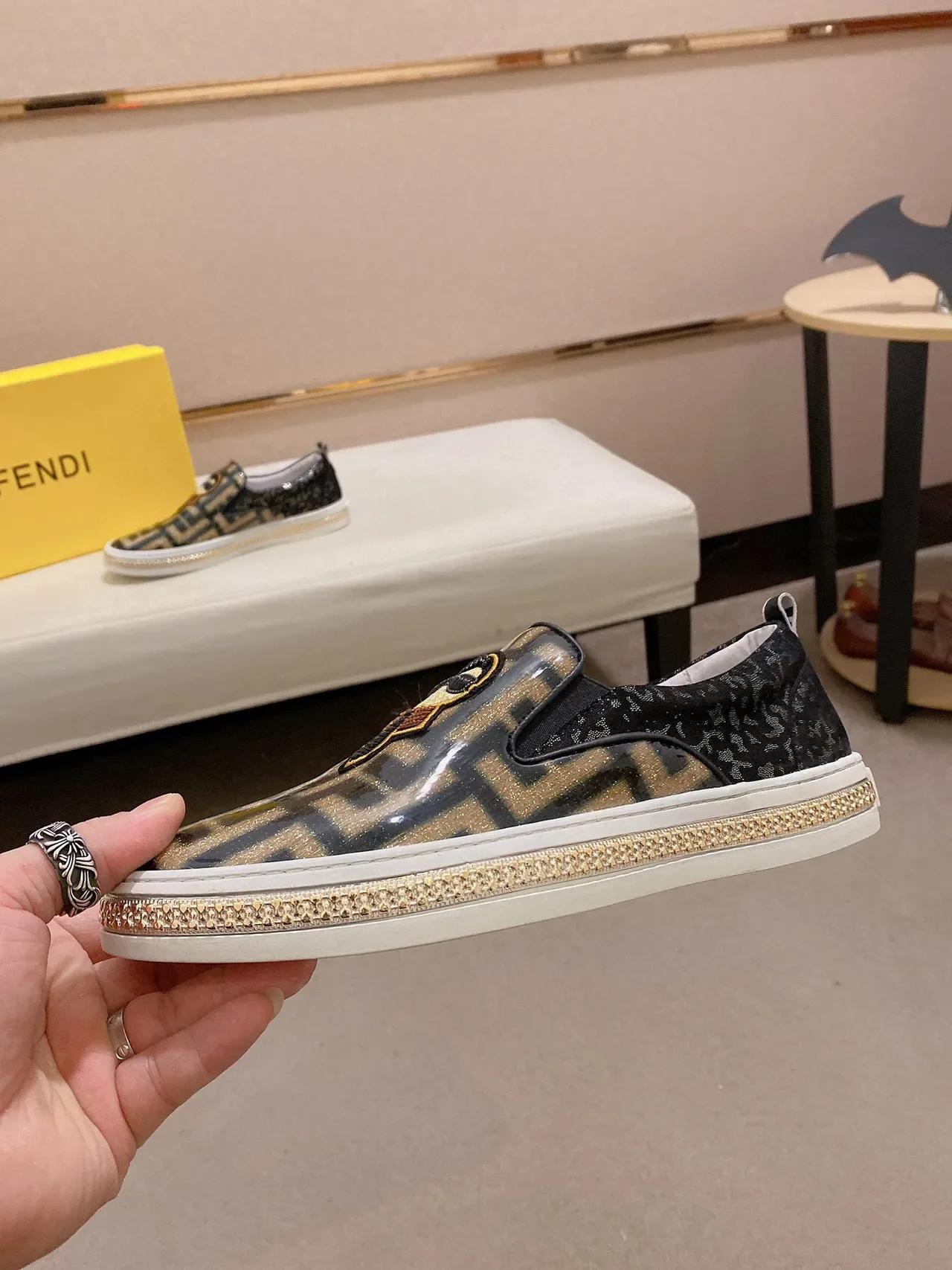 Fendi Monster Eye FF Monogram Chaussures Lifestyle Slip-On 9