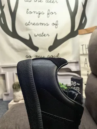 All-Black Panelled Low-Top Lifestyle Sneakers 4