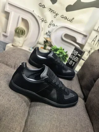 All-Black Panelled Low-Top Lifestyle Sneakers 9