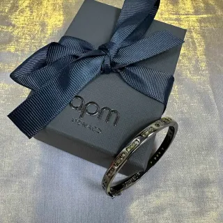 APM Monaco Bonheur Channel-Set pulsera de piedra