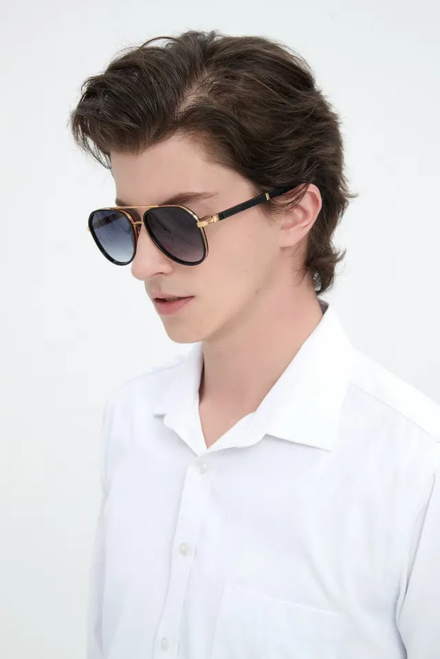 Aviator-Style Gradient Lens Sunglasses 2