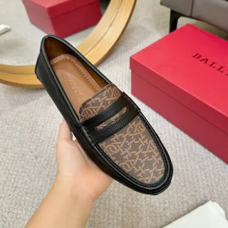 Bally কালো বাদামী চামড়া মোনোগ্রামড ক্যানভাস ভ্যাম্প লুফার
