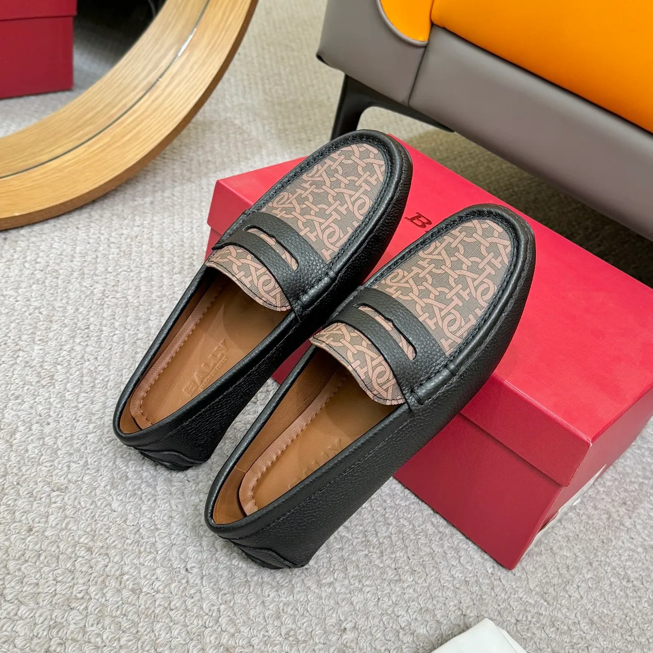 Bally Black Brown Leather Monogrammed Canvas Vamp Loafer 9