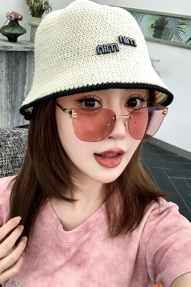 Beige Noir Tissé Textura Crochet Perlé Logo Chapeau Bucket 7