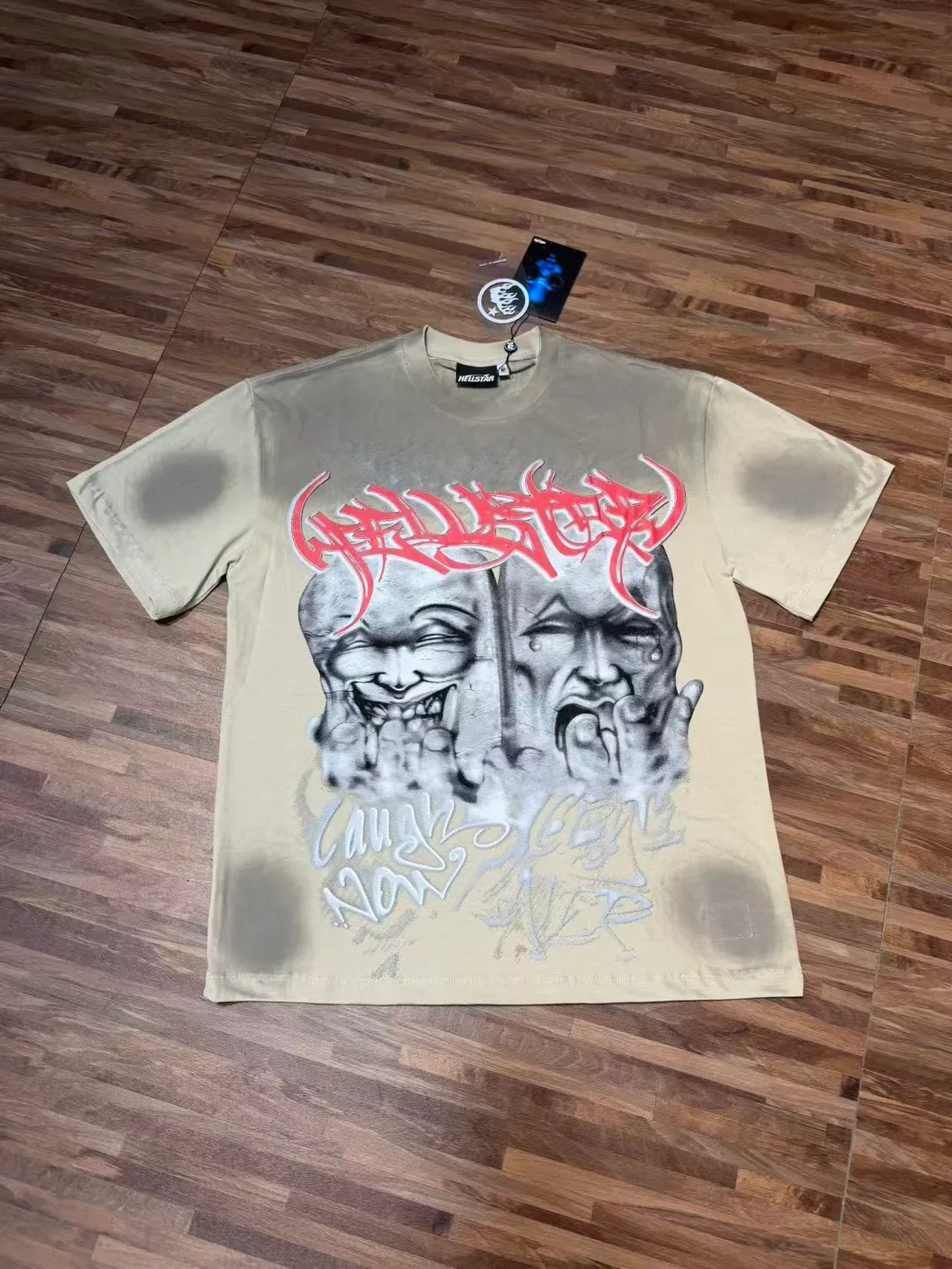 Beige Distressed Graphic Print Dual-Sided Art T-Shirt 2
