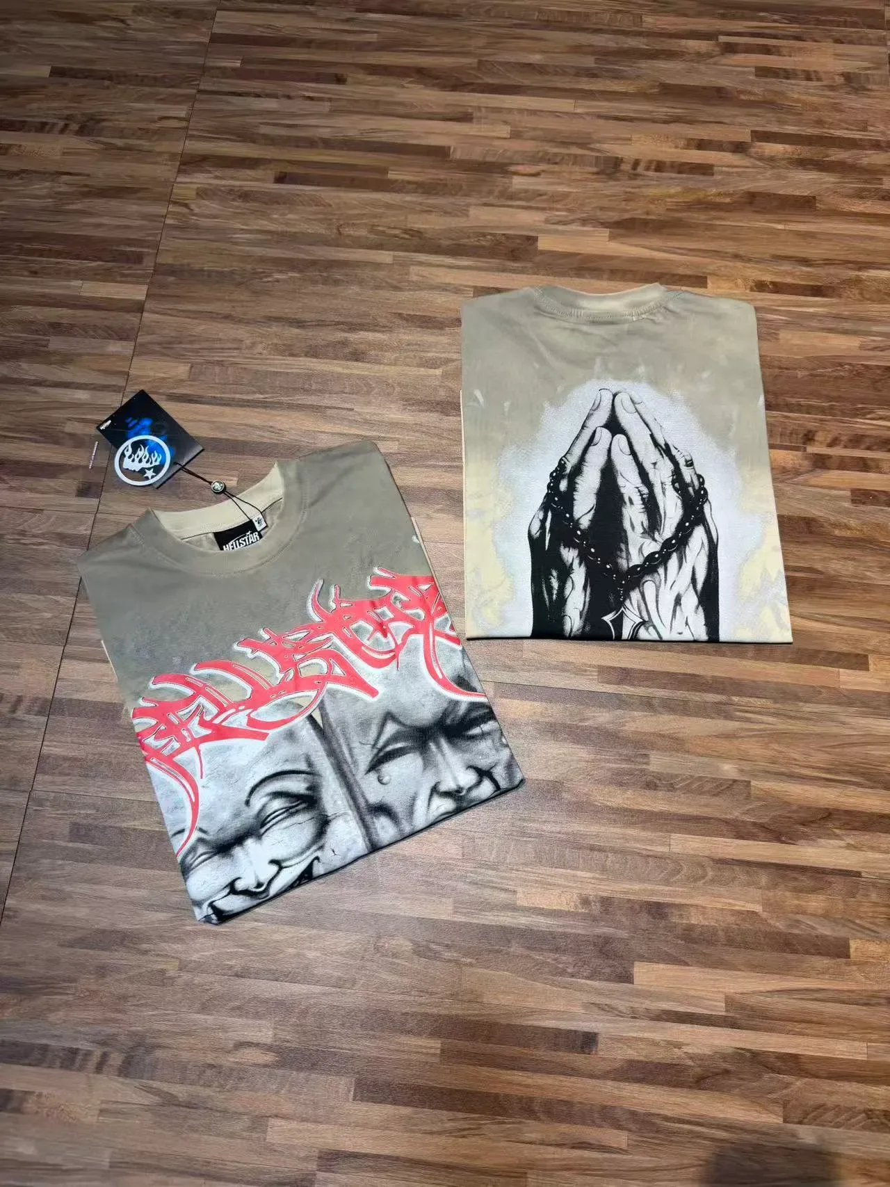 Beige Distressed Graphic Print Dual-Sided Art T-Shirt 5