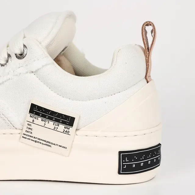 Beige White Canvas Upper Frayed Edge Detailing Sneakers 4