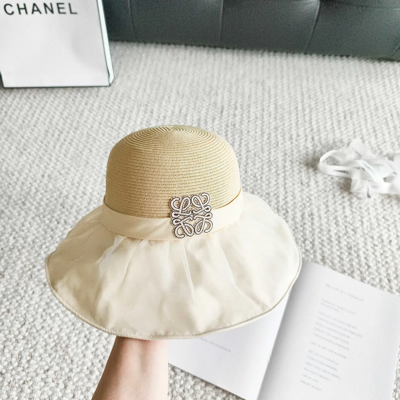 Beige Woven Straw Crown Ruffled Fabric Brim Trim Fedora 4