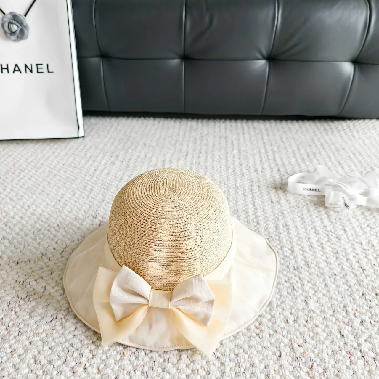 Beige Woven Straw Crown Ruffled Fabric Brim Trim Fedora 5