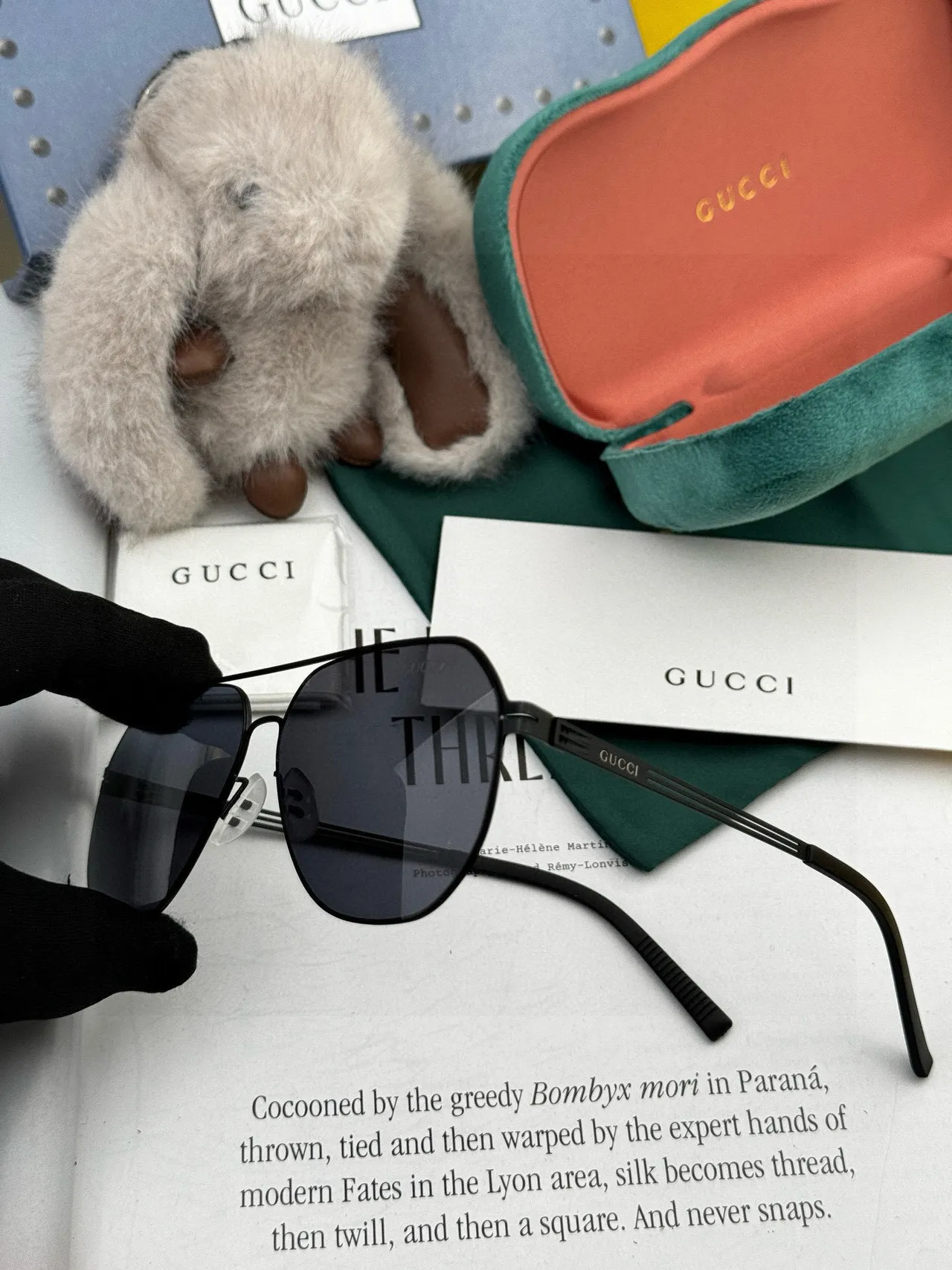 Black Aviator-Style Gradient Lens Sunglasses 2