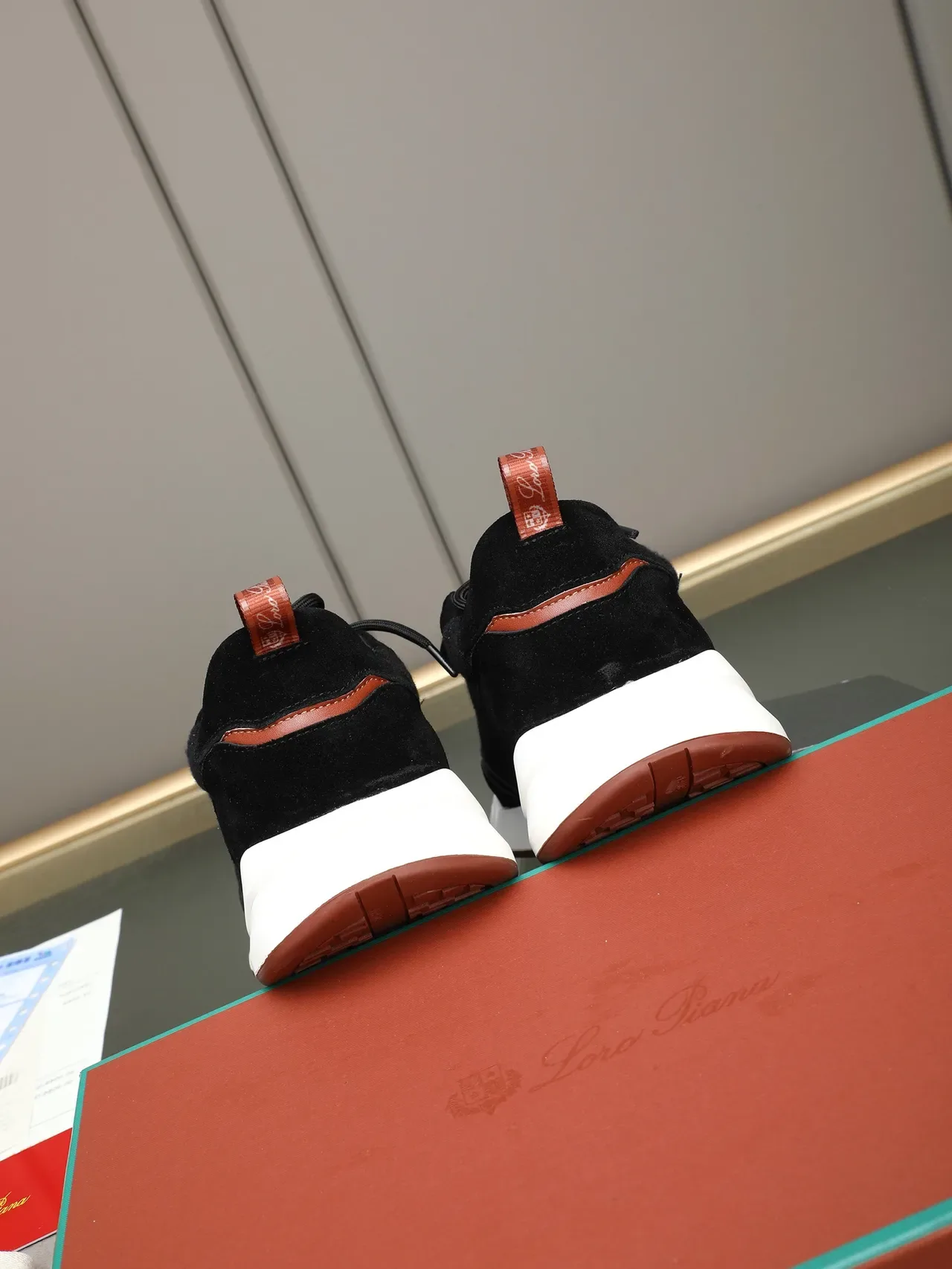 Black Brown Suede And Mesh Upper Sculpted White Midsole Sneakers 4