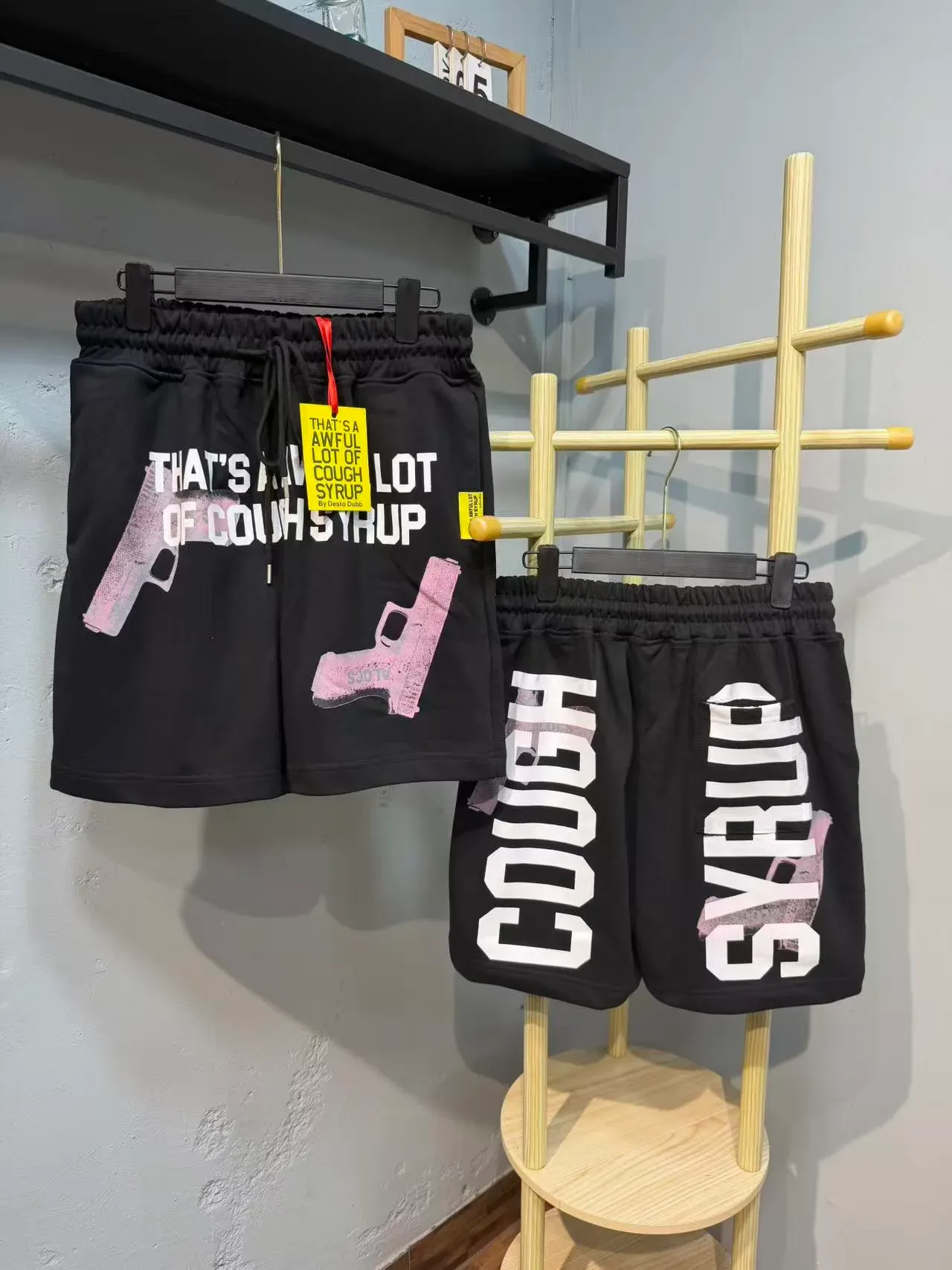 Black Graphic-Print Drawstring Waist Oversized Shorts 4