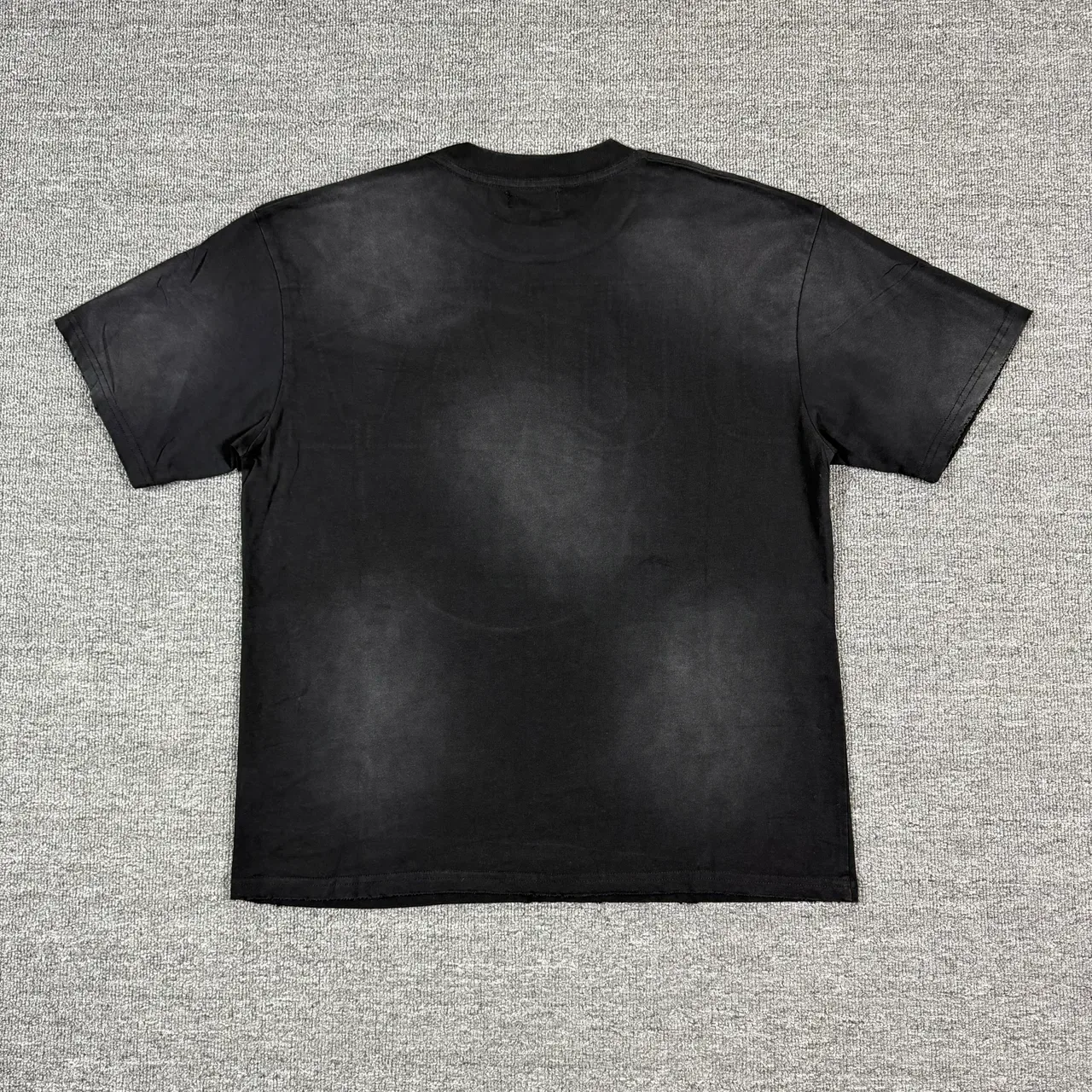 Black Graphic-Print Photorealistic Football Scene T-Shirt 3