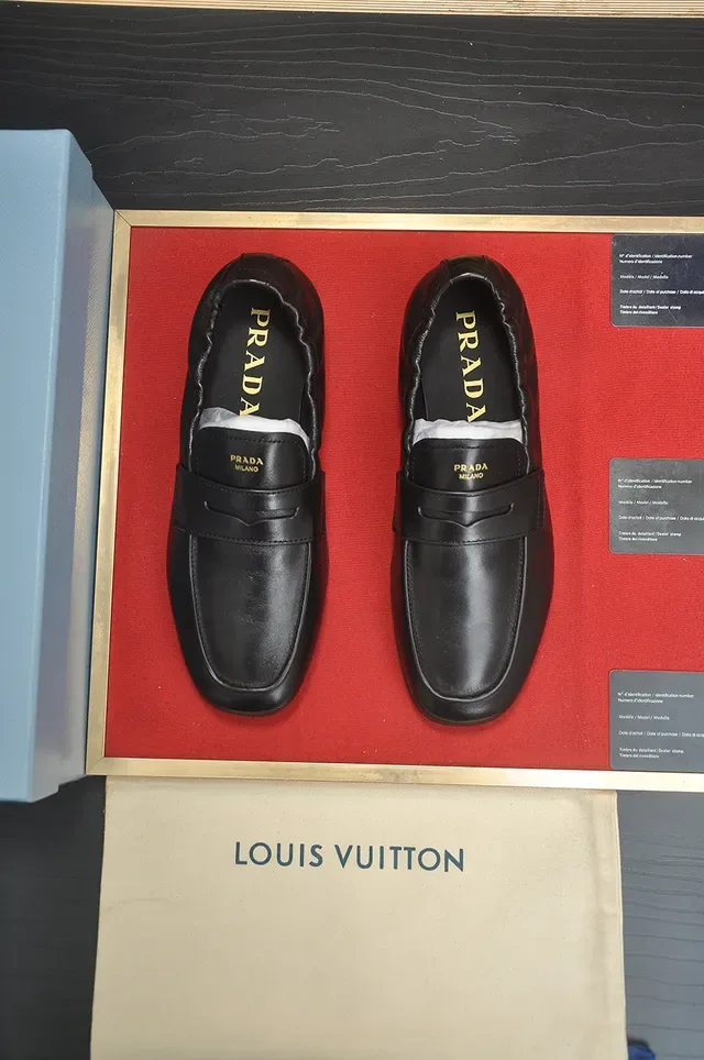 Black Penny Elasticated Heel Loafer 6