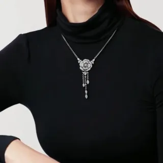黑色银色花卉玫瑰吊坠 pave-set 宝石项链
