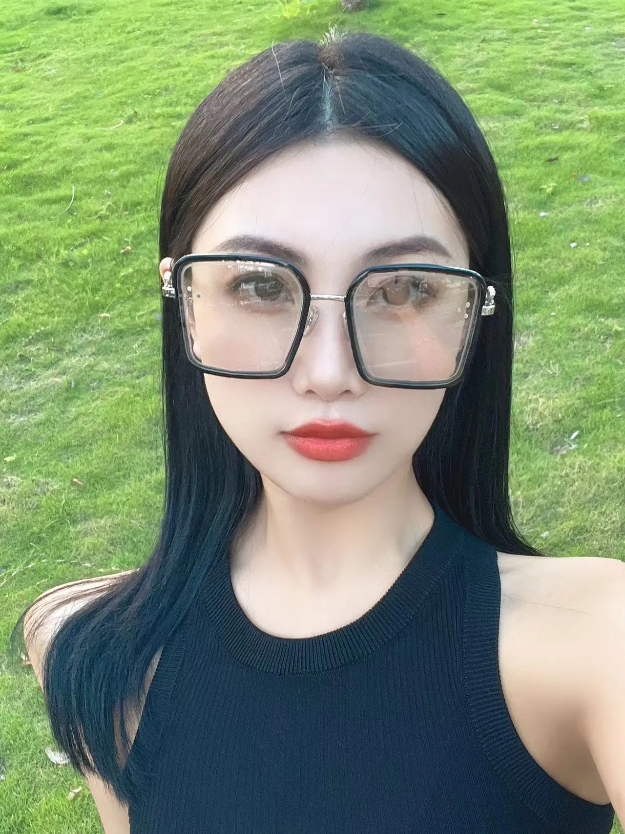 Gafas ópticas marco cuadrado oversized negro y plata frente grueso 4