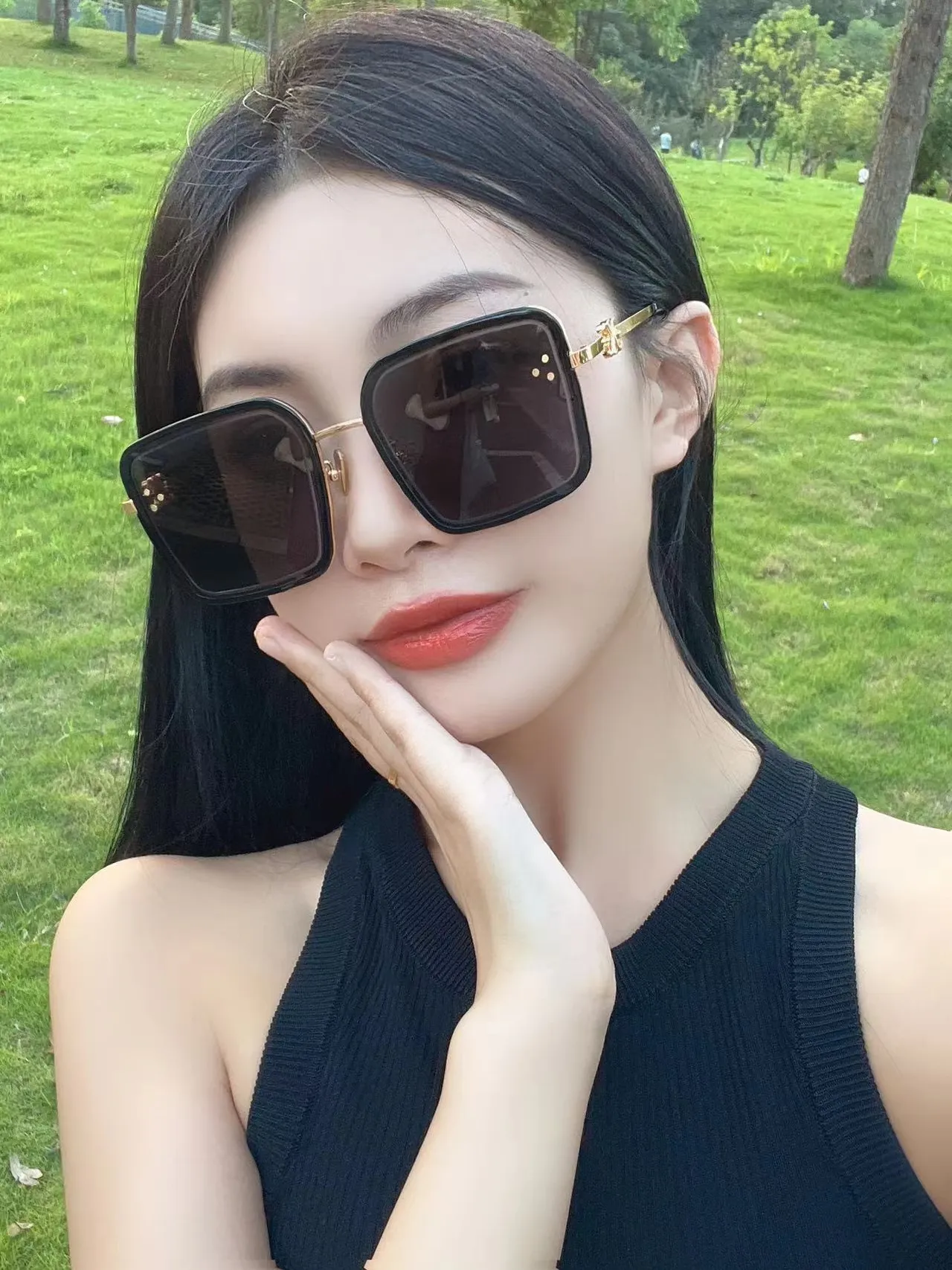 Gafas ópticas marco cuadrado oversized negro y plata frente grueso 9