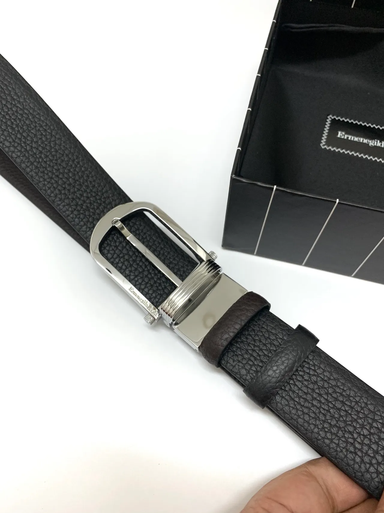 Black Silver Pebbled Reversible Buckle Leather Belt 7