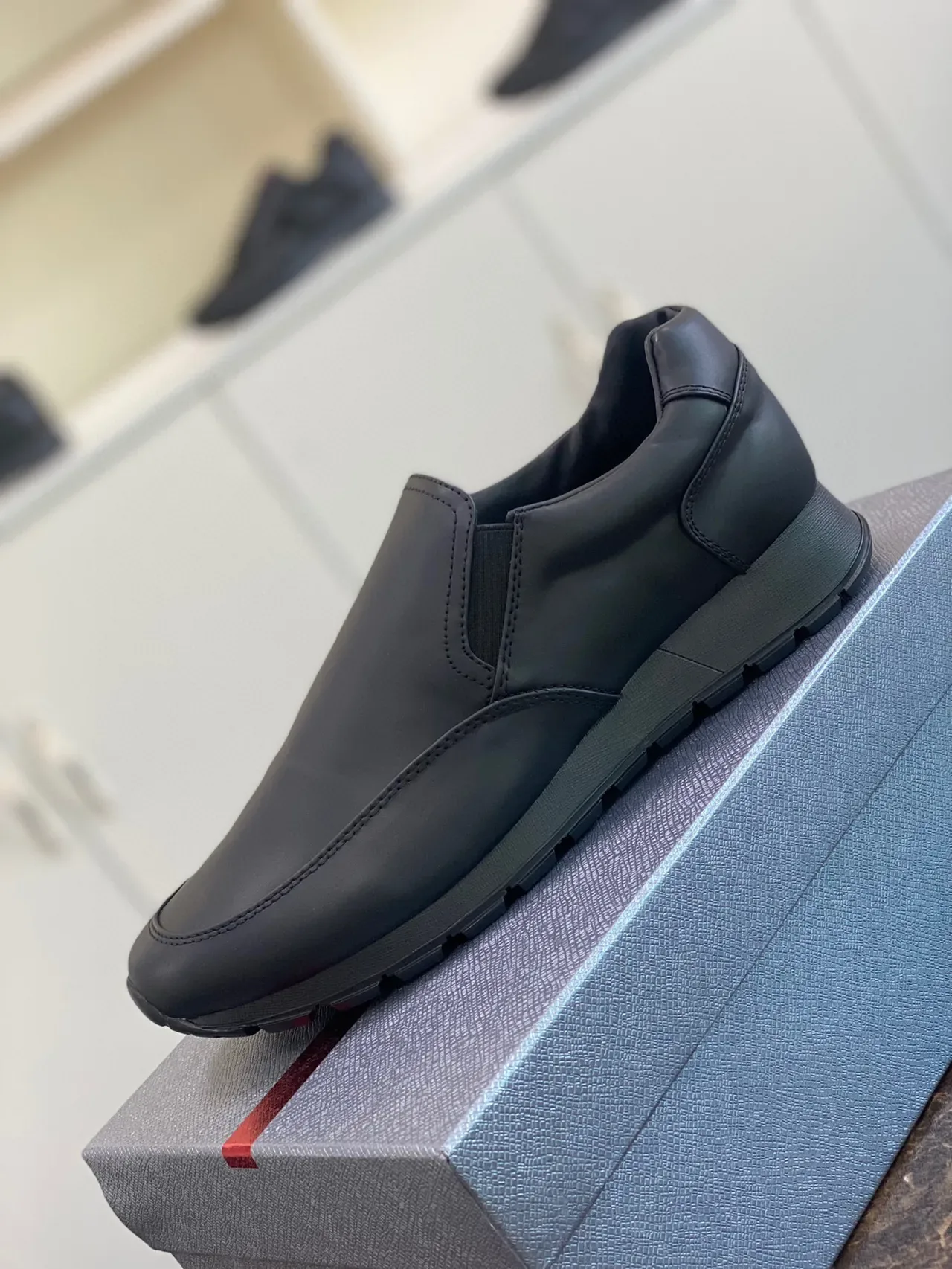 Black Slip-On Elastic-Side Casual Shoes 6