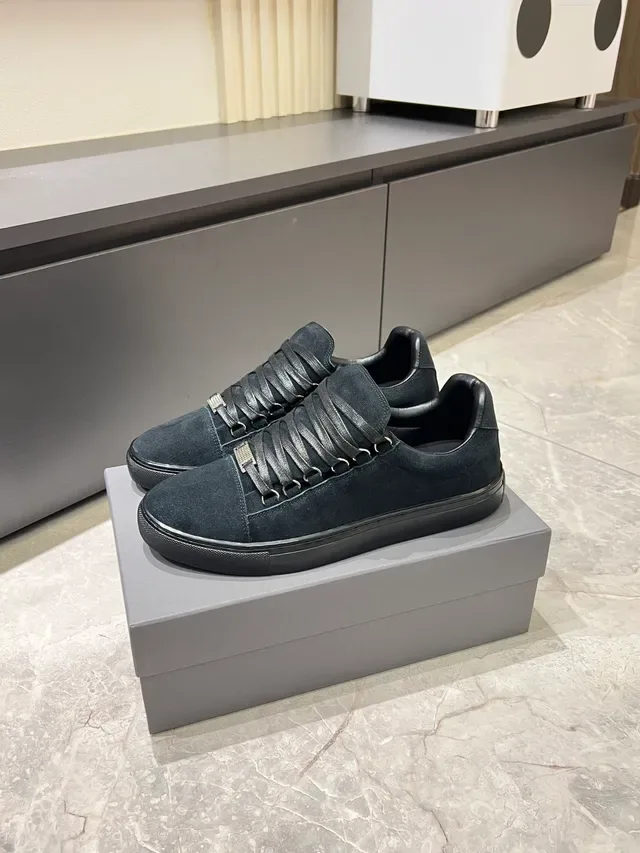 Black Suede Upper Glossy Rubber Sole Sneakers 5