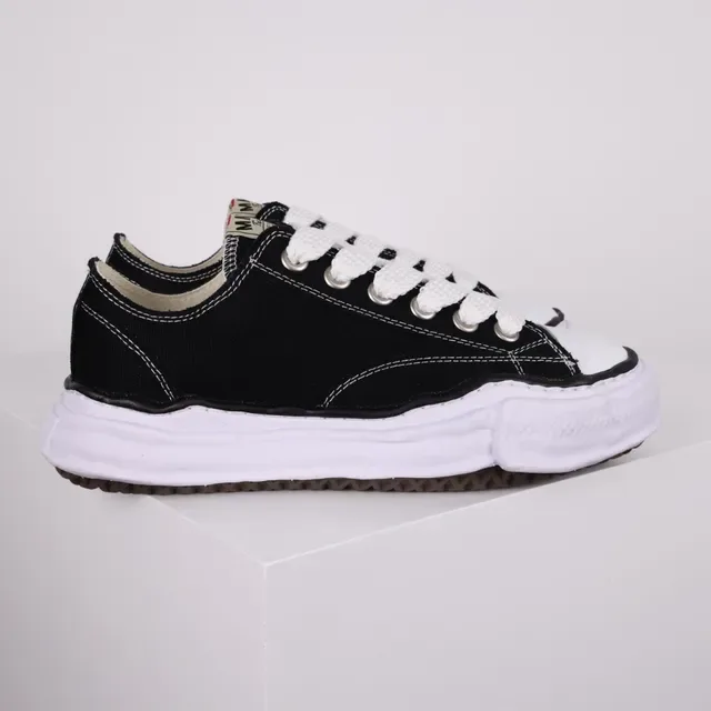 Black White Canvas Upper Rubber Toe Cap Sneakers 3