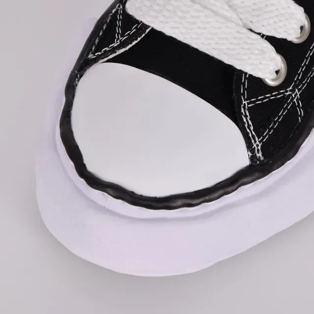 Black White Canvas Upper Rubber Toe Cap Sneakers 5