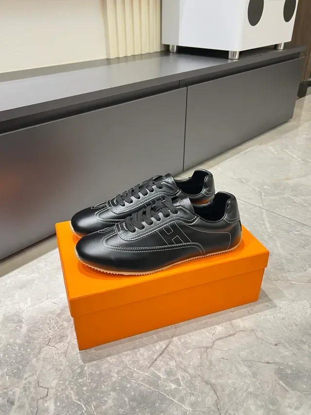 Black White Leather Contrast Stitching Sneakers 4