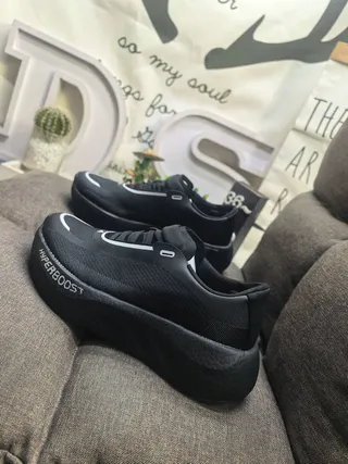 Black White Monochrome Mesh Upper Lifestyle Sneakers 7