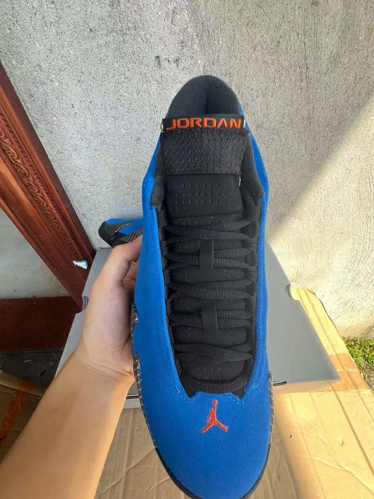 Blue and Black Laceless Split-Toe Carbon-Fiber Midsole Sneaker 3