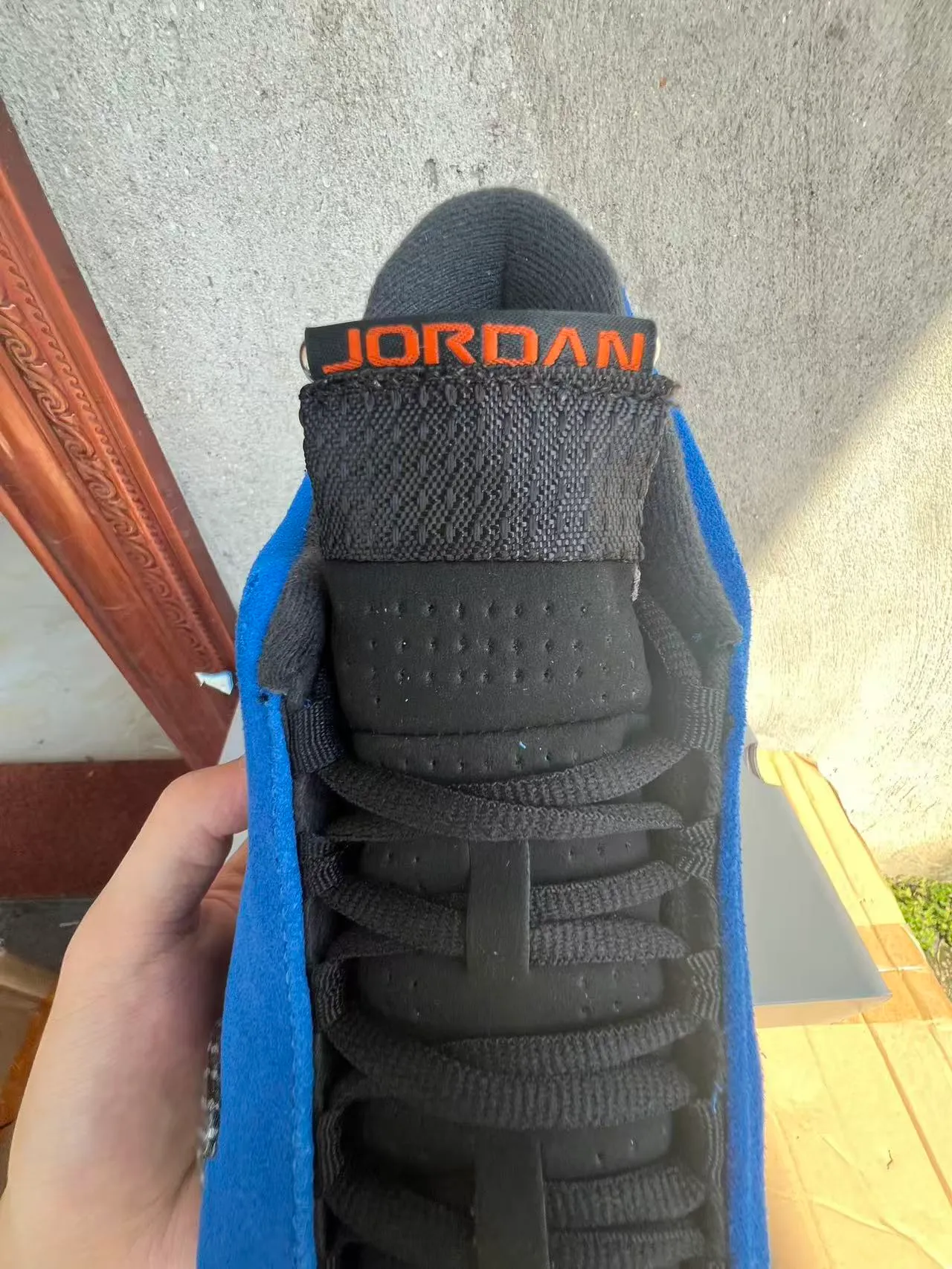 Blue and Black Laceless Split-Toe Carbon-Fiber Midsole Sneaker 4