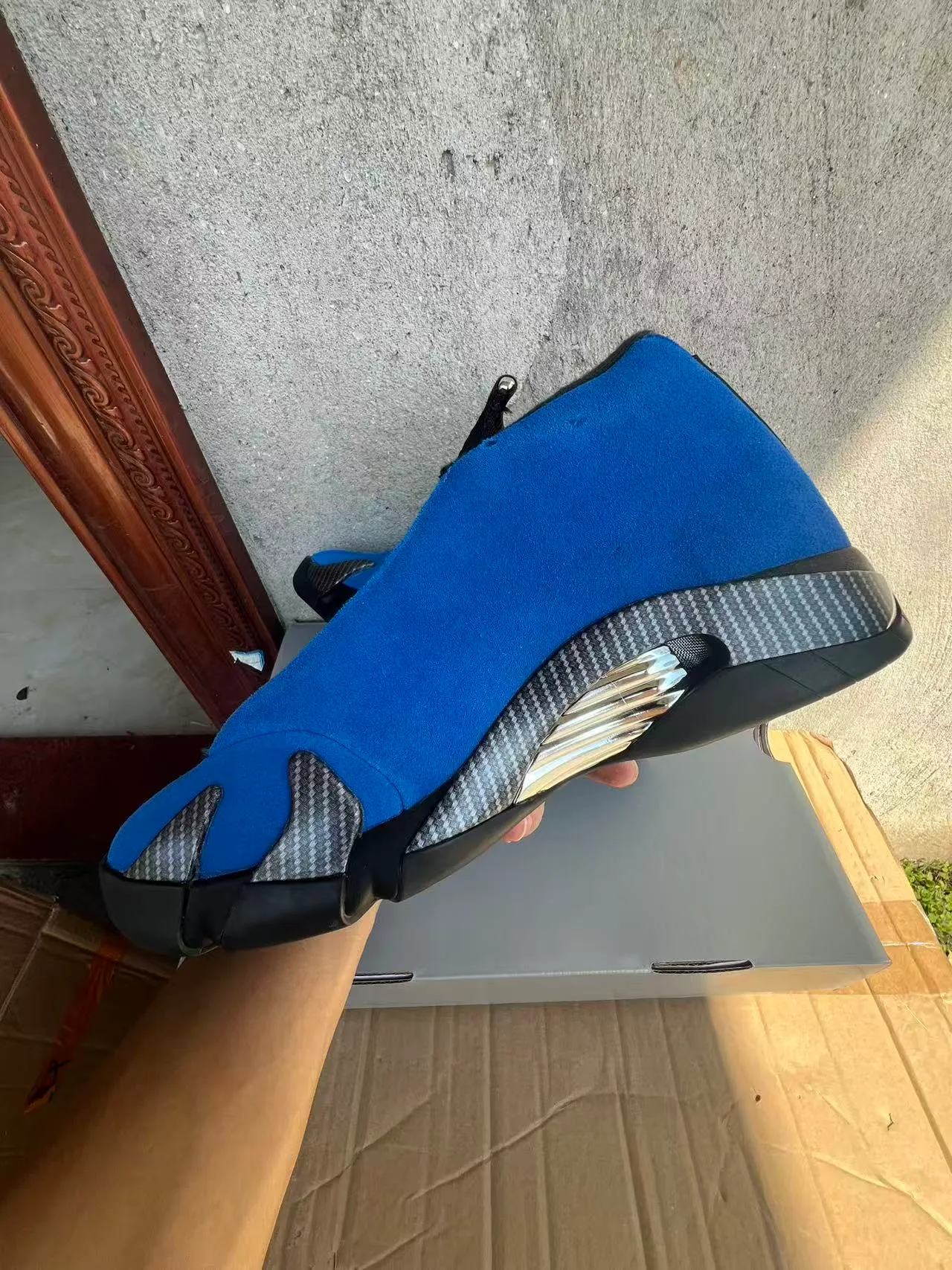 Blue and Black Laceless Split-Toe Carbon-Fiber Midsole Sneaker 5