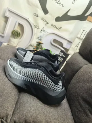 Blue and Black Mesh Upper Sculpted Midsole Lifestyle Sneakers 7
