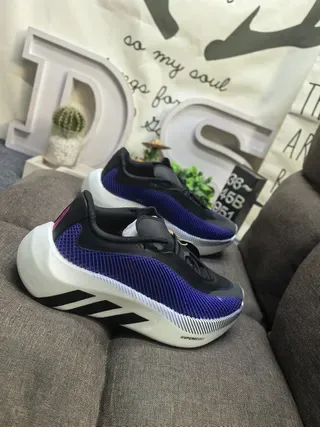 Blue and Black Mesh Upper Sculpted Midsole Lifestyle Sneakers 19