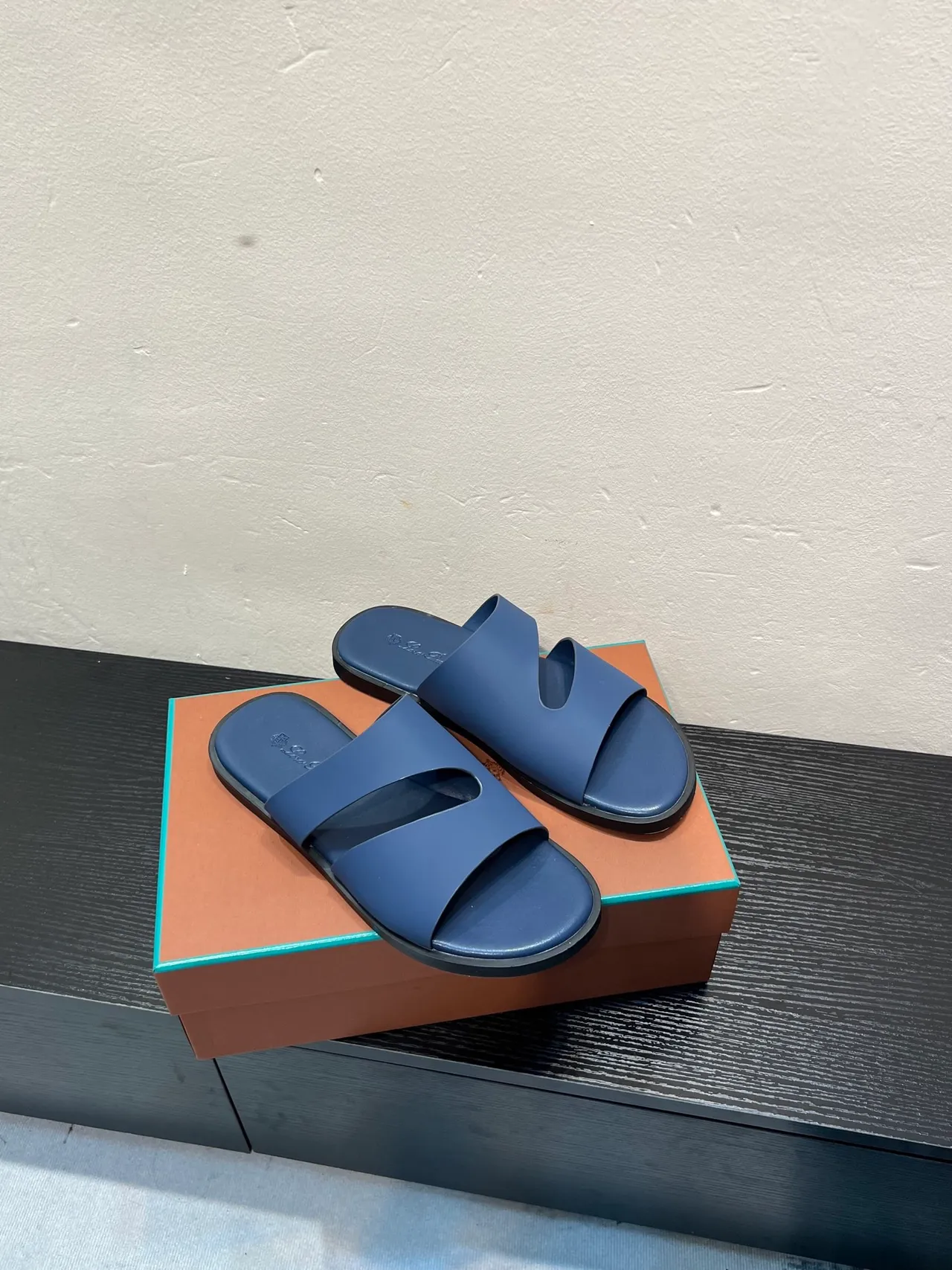 Blue Black Double-Strap Flat Sole Slippers 5