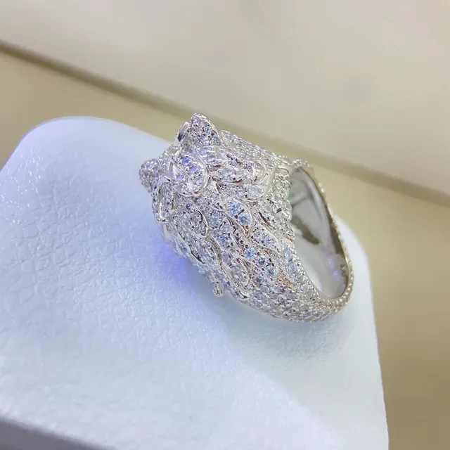 Boucheron Panther Head Pavé Diamond and Green Gemstone Ring 2