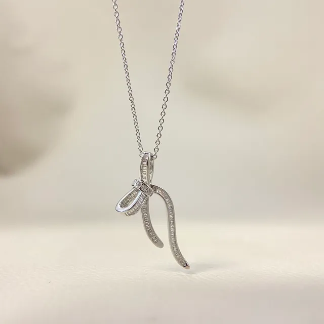 Bow-Shaped Baguette-Pavé Pendant Necklace 2