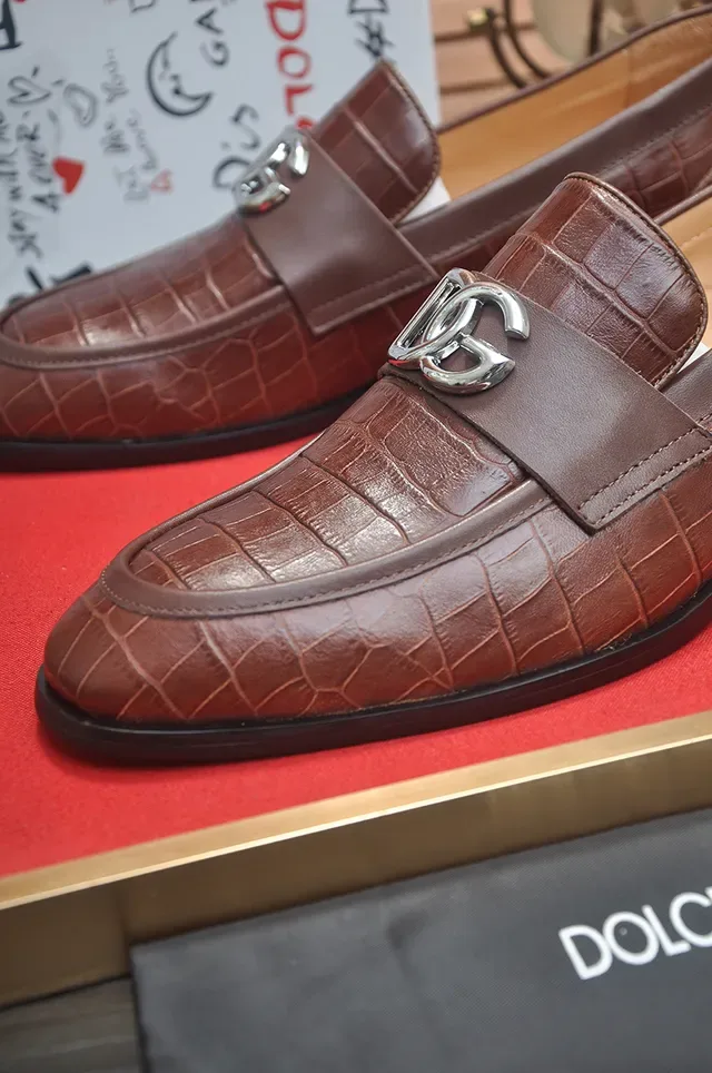Brown Crocodile-Embossed Buckle Strap Loafer 2