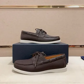 Brown White Pebbled Leather Moc-Toe Stitching Boat Shoes