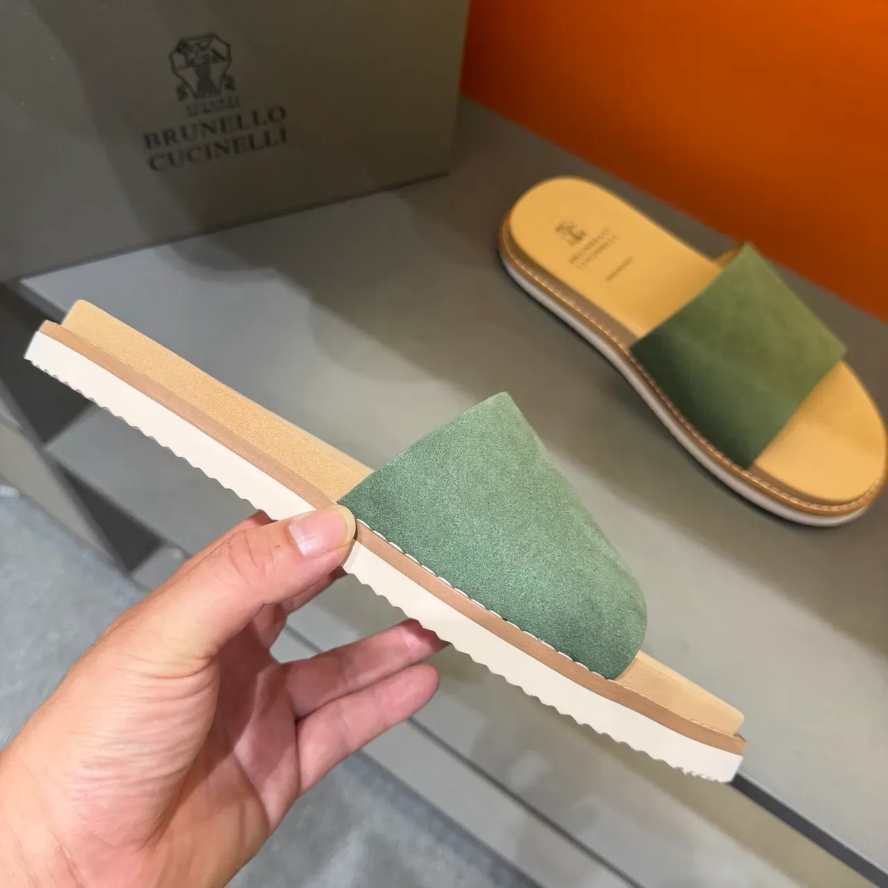 Brunello Cucinelli Single-Strap Leather Slippers 5