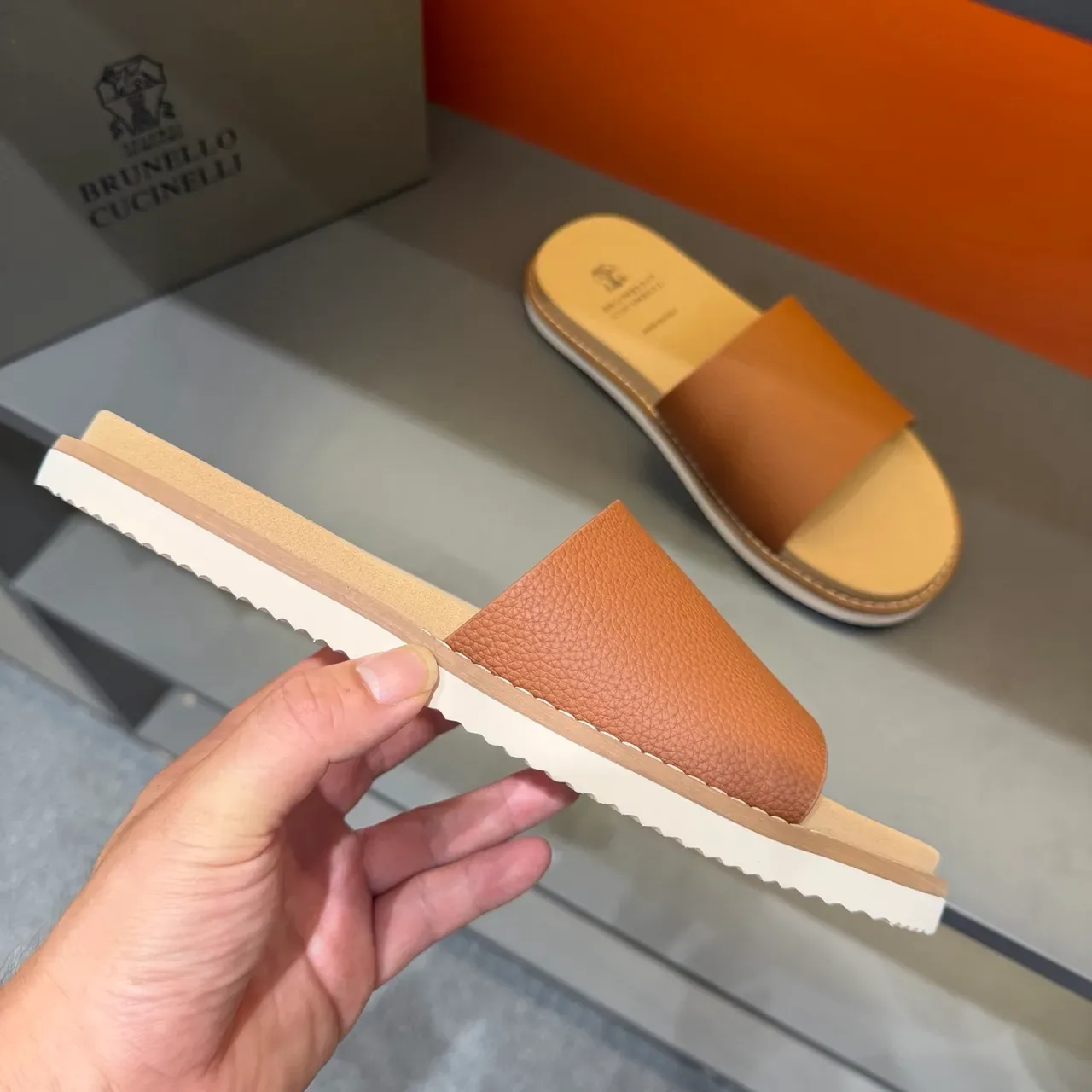 Brunello Cucinelli Single-Strap Leather Slippers 11