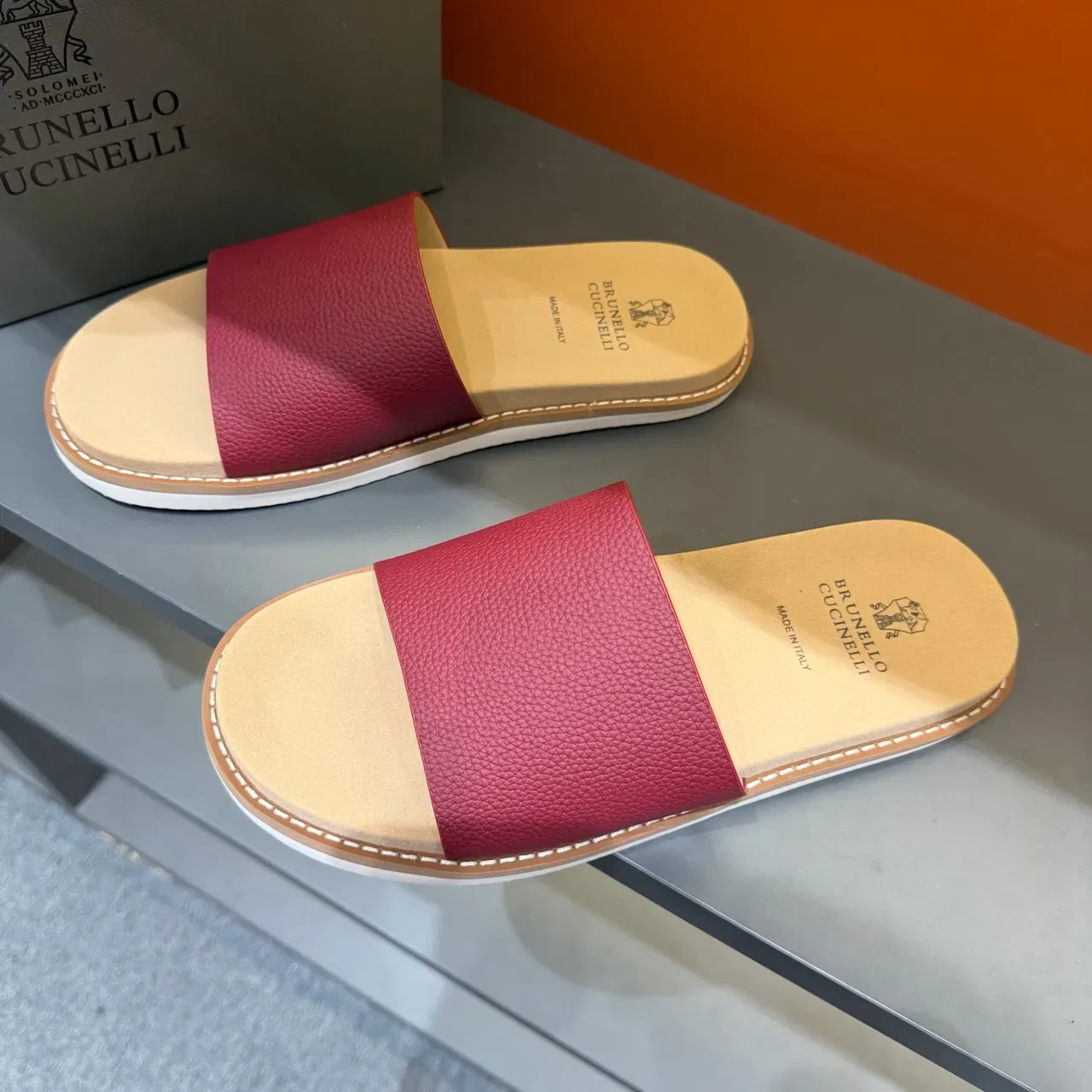 Brunello Cucinelli Single-Strap Leather Slippers 19