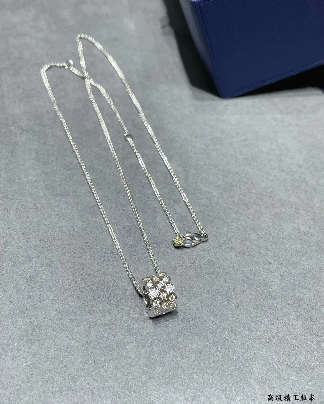 CHAUMET Bee My Love Honeycomb Pavé Pendant Necklace 3