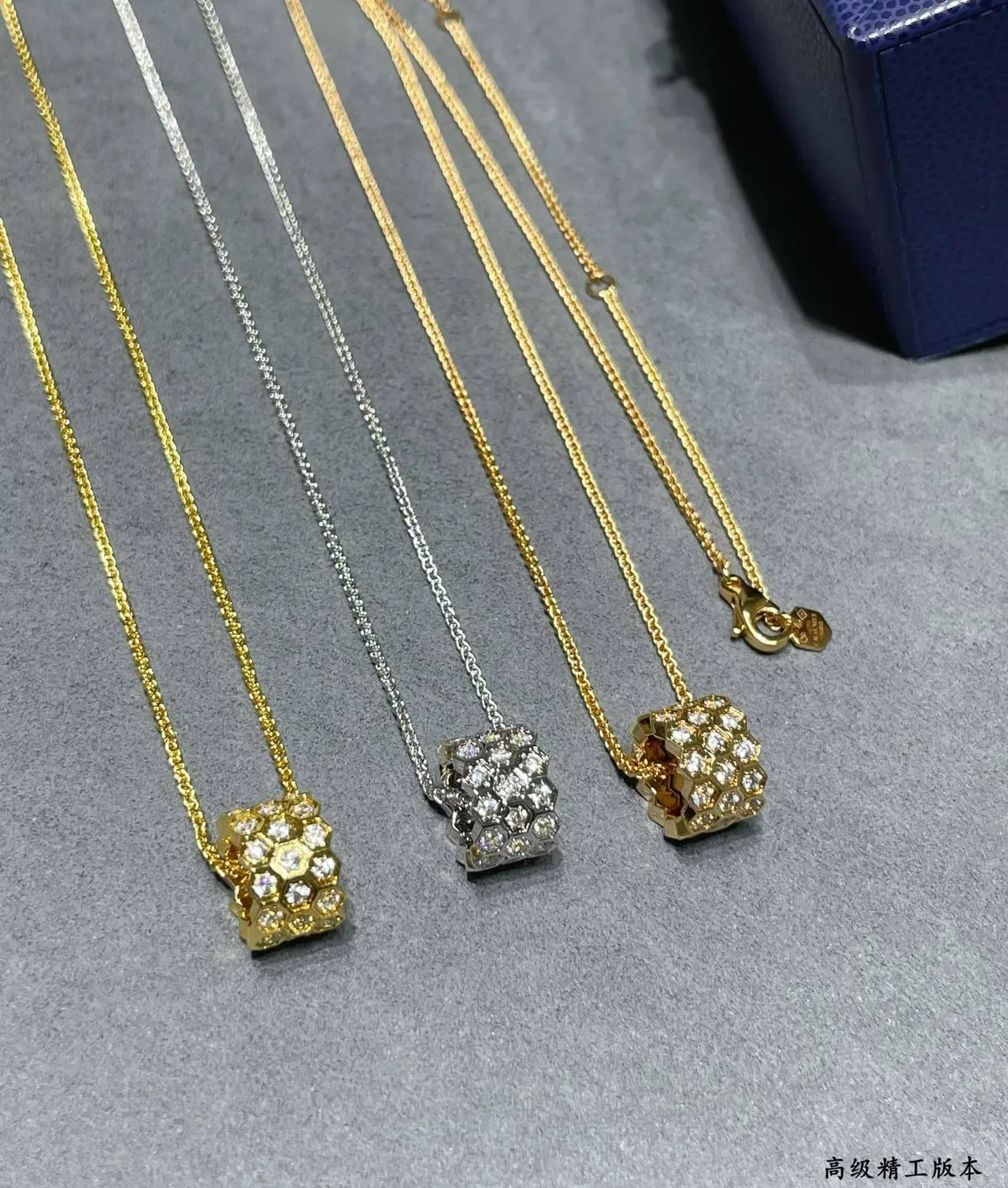 CHAUMET Bee My Love Honeycomb Pavé Pendant Necklace 7