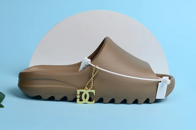 Coffee Brown Molded Rubber Slipper 7